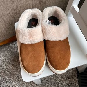 Blondo Waterproof Fur-Lined Camel Suede SlipOn